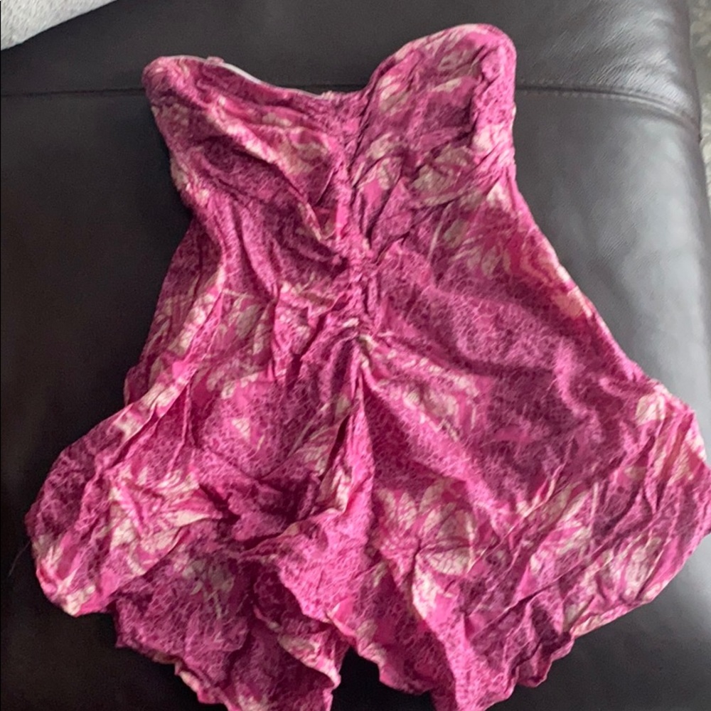 EUC Moda International strapless top. Size small